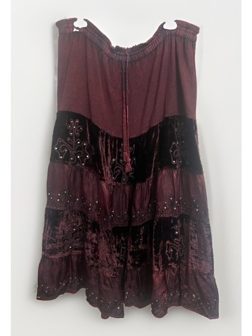 Vintage Y2K 2XL Velvet Maroon Embroidered Tiered Midi Skirt Whimsigoth. N